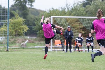 Bild 33 - Frauen Grossenasper SV - SV Steinhorst/Labenz : Ergebnis: 1:3